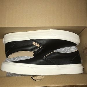 VANS Lux Leather Black Slip-On